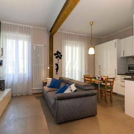 Апартаменты New! X4 A 1km From Don Bosco Bus Station! Турин