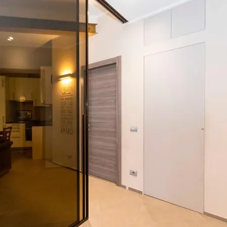 New! X4 A 1km From Don Bosco Bus Station! Апартаменты