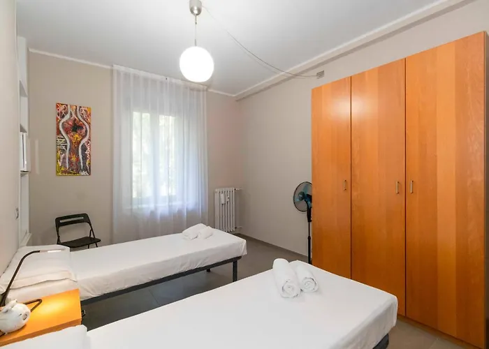 Guesthost - X4 1km From Don Bosco Bus Station! Apartmán