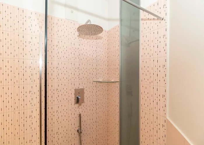 Guesthost - X4 1km From Don Bosco Bus Station!