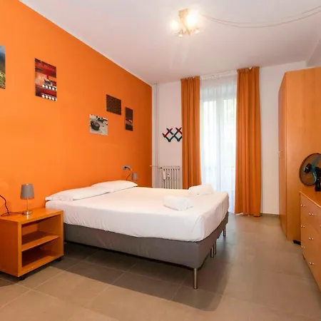 Guesthost - X4 1km From Don Bosco Bus Station! Turín