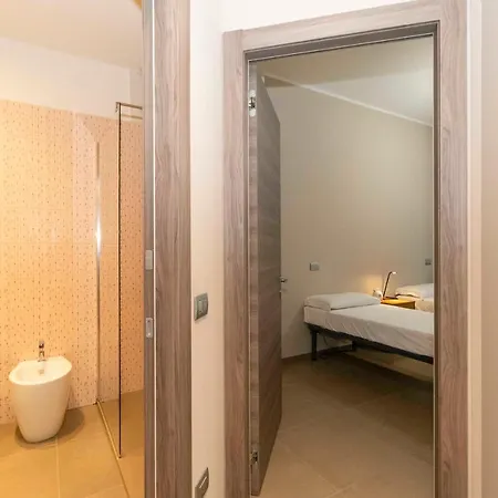 Guesthost - X4 1km From Don Bosco Bus Station!