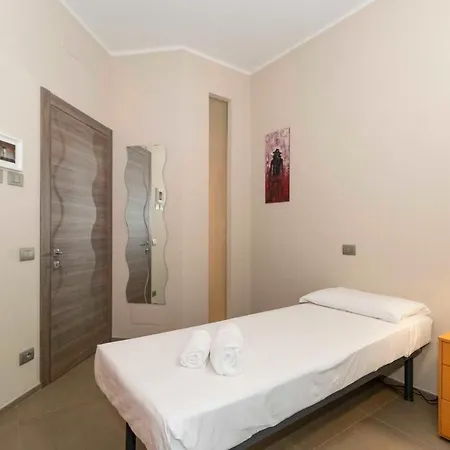 Lejlighed Guesthost - X4 1km From Don Bosco Bus Station! *