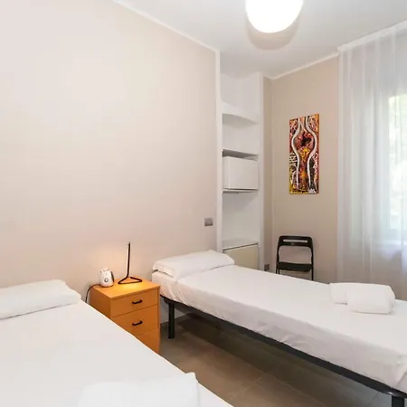 Guesthost - X4 1km From Don Bosco Bus Station! Turín