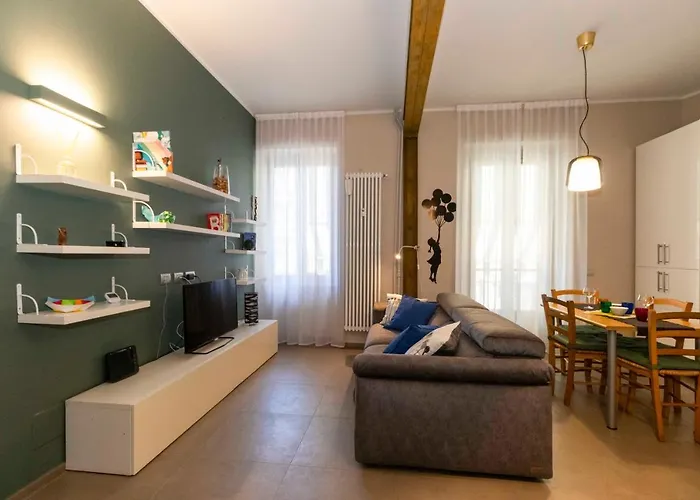 Διαμέρισμα Guesthost - X4 1km From Don Bosco Bus Station! *