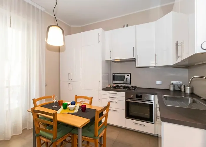 Guesthost - X4 1km From Don Bosco Bus Station! Διαμέρισμα